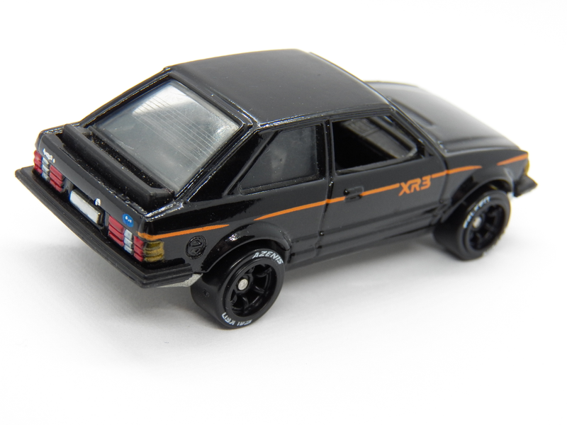 Illustration for article titled Restomod- Hotwheels Ford Escort XR3